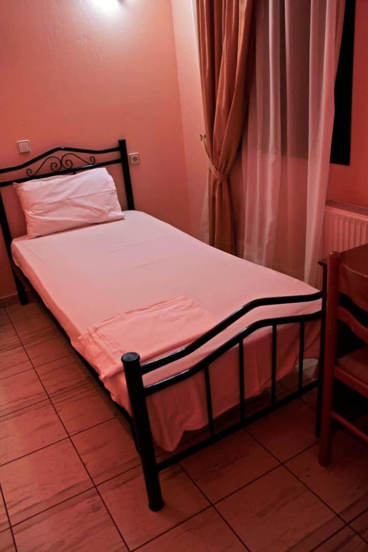 Guesthouse Bizani Neo Mpizani Ruang foto